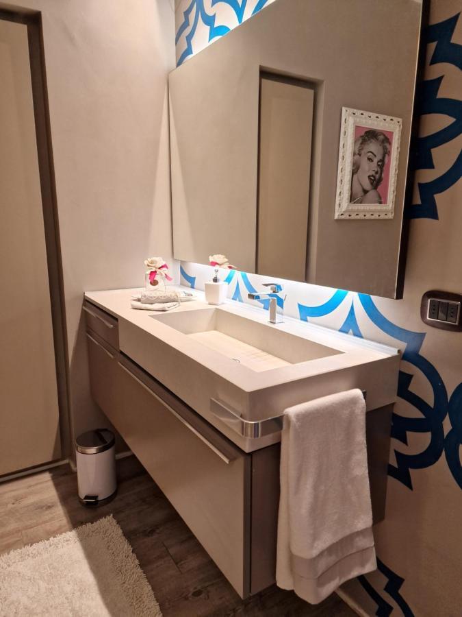 Desenzano Luxury Apartment Desenzano del Garda Exteriör bild