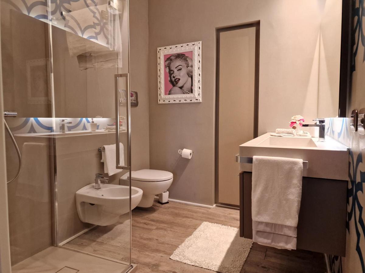 Desenzano Luxury Apartment Desenzano del Garda Exteriör bild