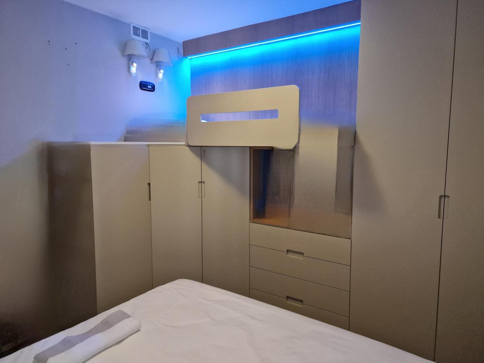 Desenzano Luxury Apartment Desenzano del Garda Exteriör bild